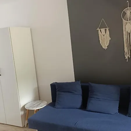 מלון דירות Jezynowa 20 *