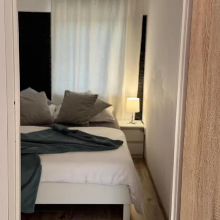 Jezynowa 20 *