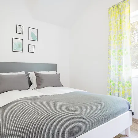 Aparthotel Jezynowa 20 - Przestronne Z Placem Zabaw Rowy (Pomerania)